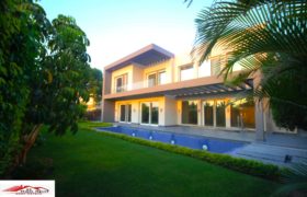 Unique style villa with garden for rent in Swan Lake Compound