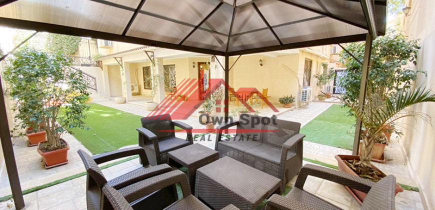 Ground floor with private entrance for rent in shouyfat