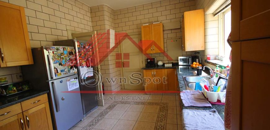 Spacious villa for rent in katameya heights