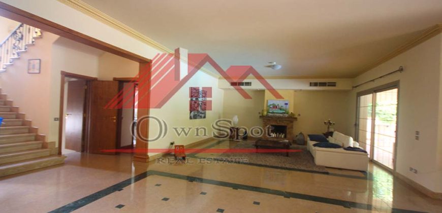 Good located villa for rent in katameya heights