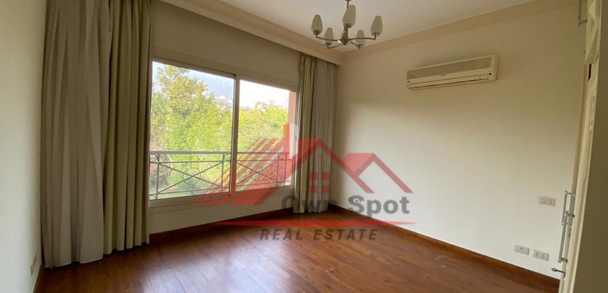 Good located villa for rent in katameya heights