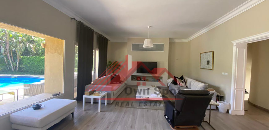 Ground floor villa with pool&garden for rent in arabella